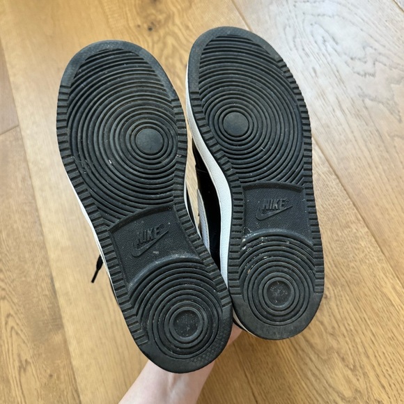 Nike Court Vision Mid Next Nature - Ladies Size 7.5 - EUC - Black & White - Picture 10 of 10